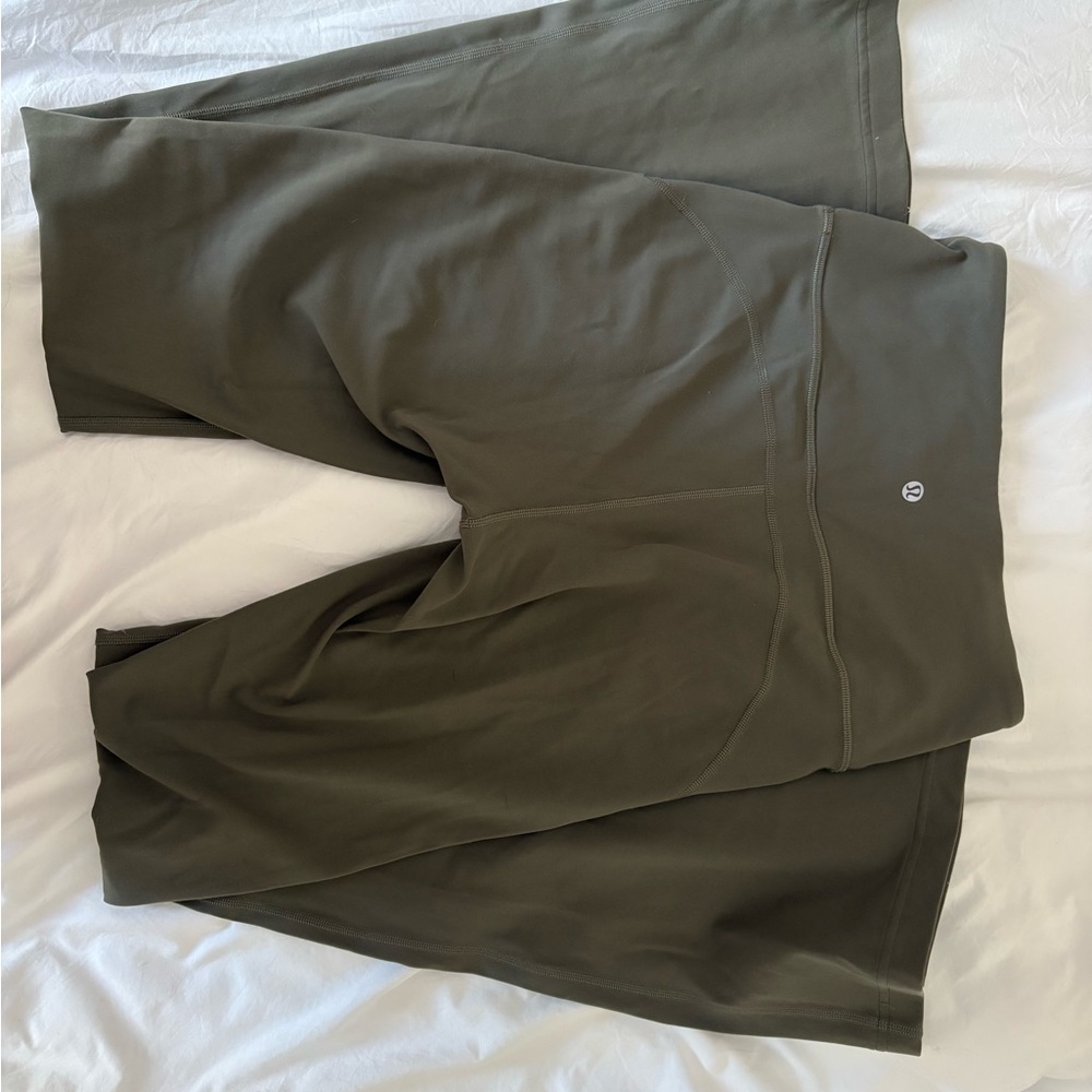LULULEMON Groove Nulu High-Rise Flared Pant
Regular - Picture 6 of 8